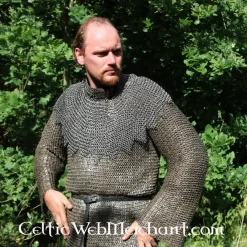 Ulfberth Bisschopsmantel Maliënkraag Ongeklonken M 11 Ulfberth Bisschopsmantel Maliënkraag Ongeklonken M -Sabels Verkoopwinkel bisschopsmantel malienkraag ongeklonken m 3