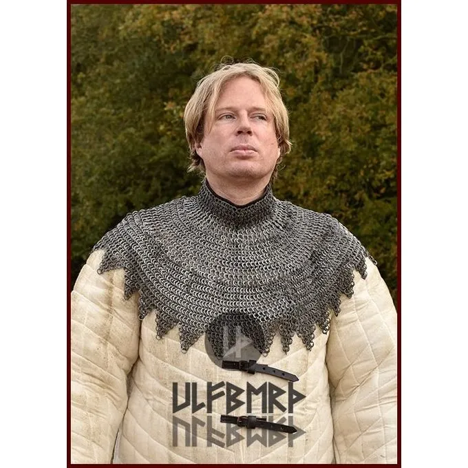 Ulfberth Bisschopsmantel Maliënkraag Platte Ringen Wigvormige Klinknagels 3 Ulfberth Bisschopsmantel Maliënkraag Platte Ringen Wigvormige Klinknagels