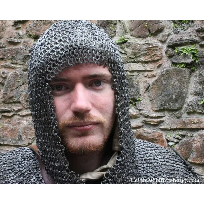 Ulfberth Maliënkap Met Vierkante Hals, Gemixt Geklonken Ringen, 6 Mm 5 Ulfberth Maliënkap Met Vierkante Hals, Gemixt Geklonken Ringen, 6 Mm - Afbeelding 3